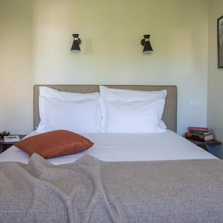 Plum Guide - The Marble Viscount Apartament